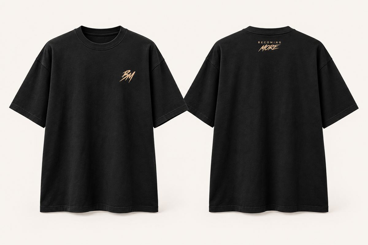 T-shirt Discipline noir, face avec monogramme BM et dos avec logo Becoming More
